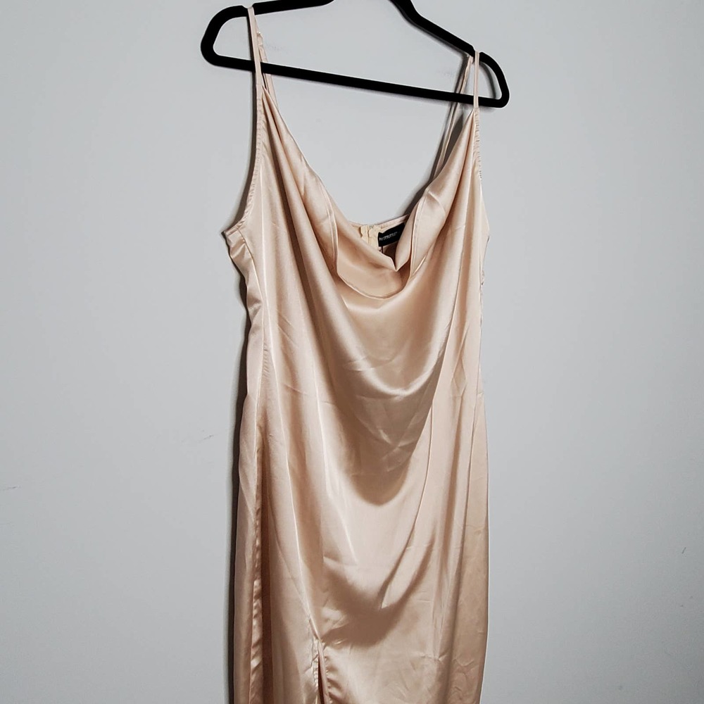 PRETTYLITTLETHING Champagne Satin Strappy Cowl Neck Sleeveless Midi Dress Sz 12 - Picture 6 of 8